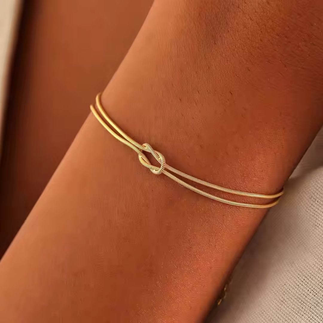 Il bracciale di coppia che trasforma il vostro legame in un simbolo da portare ogni giorno.